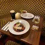 Hallahan's 4* 巴利纳