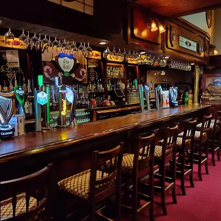 Hallahan's