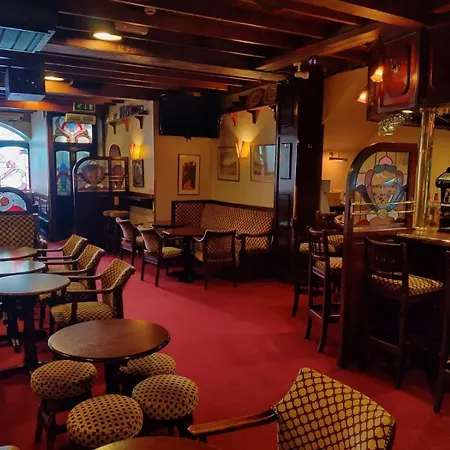 Hallahan's Hotel 4*
