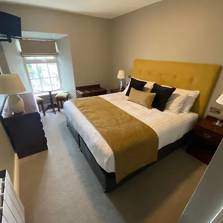 Hallahan's Hotel