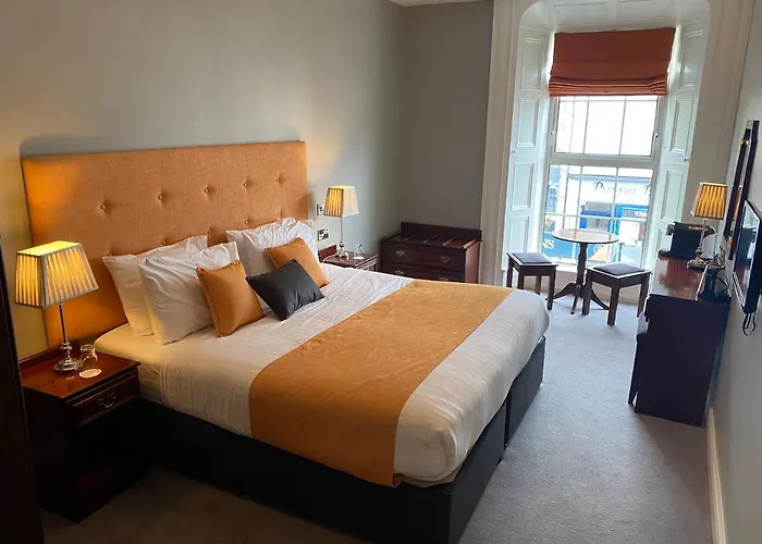 מלון Hallahan's 4*